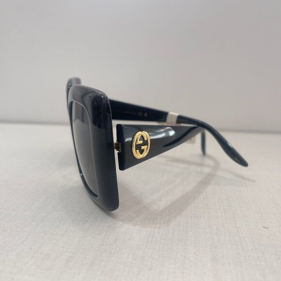 Gucci Oversized Black Sunglasses main image 7